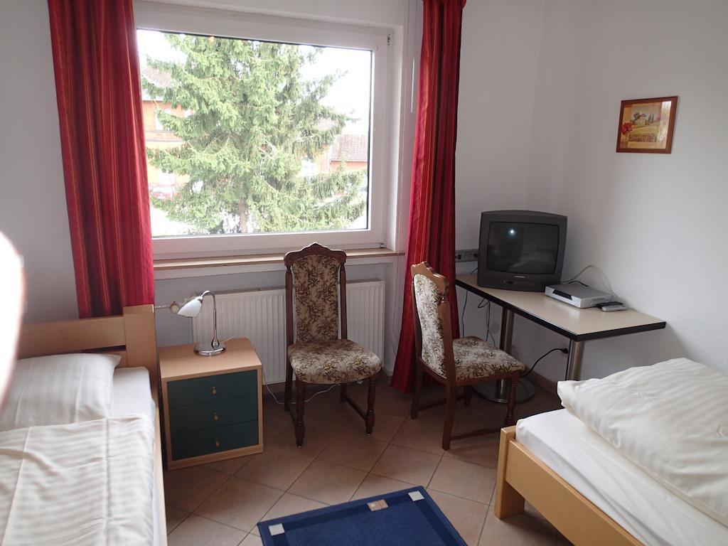 Schapers Ferienwohnungen Emmerthal Kamer foto